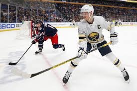 潘威伦生涯贡献回顾