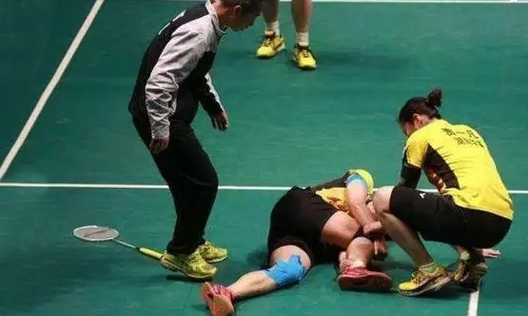 冰雪狂欢，豪礼拉满！《闪烁之光》冰雪嘉年华版本重磅上线！